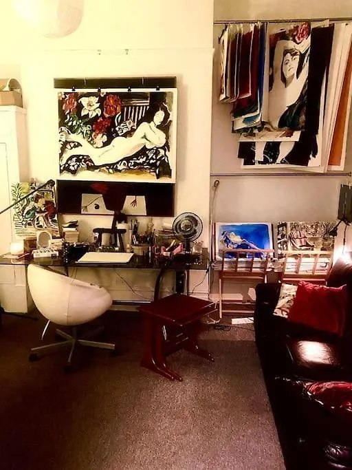 My Little Painting Place Brighton Apartment
